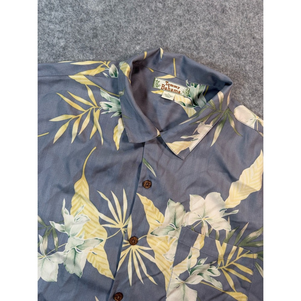 Tommy Bahama Mens XL Silk Camp Shirt Blue Gray Floral Tropical Herringbone S/S